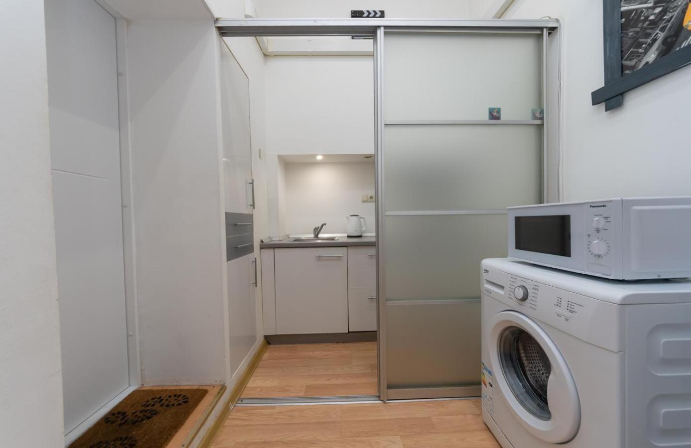 Kievaccommodation In The Center 24H Self Check-In Eksteriør billede